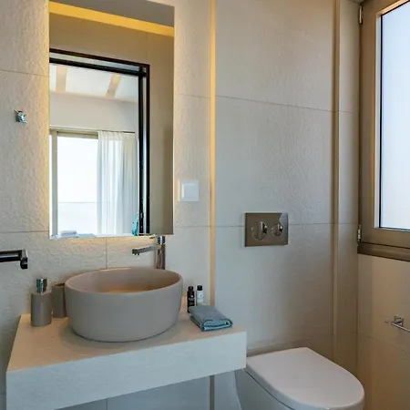 Onyx - With Private Heated Pool