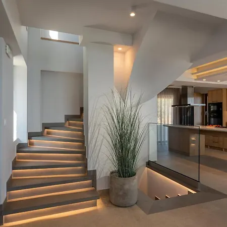 Onyx - With Private Heated Pool Atsipopoulo